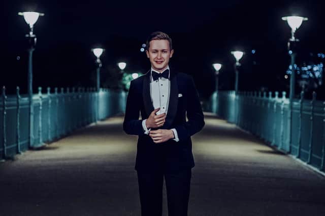 Sam Jewison sings Cole Porter when he plays the Stephen Joseph Theatre