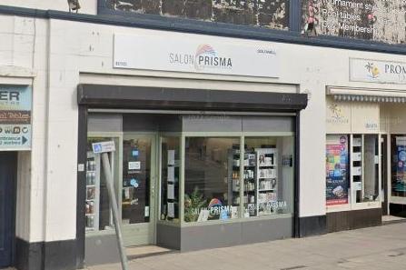 Salon Prisma is located on the Promenade. One Google Review said "Wonderful experience as always. Lovely relaxing haircut, great conversation and atmosphere."