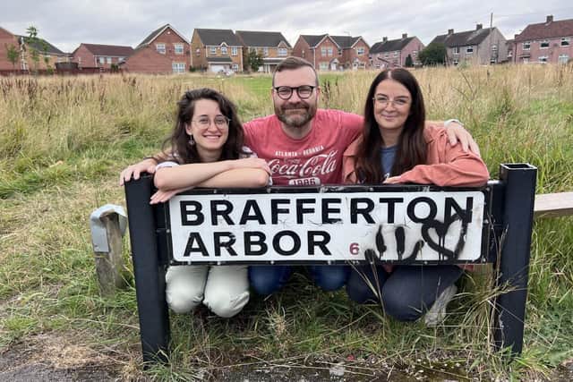 The actors playing Rita, Sue and Bob at Brafferton Arbor