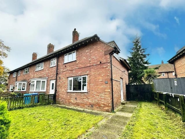 This three bedroom and one bathroom terrace house is for sale with Reeds Rains with a guide price of £100,000.