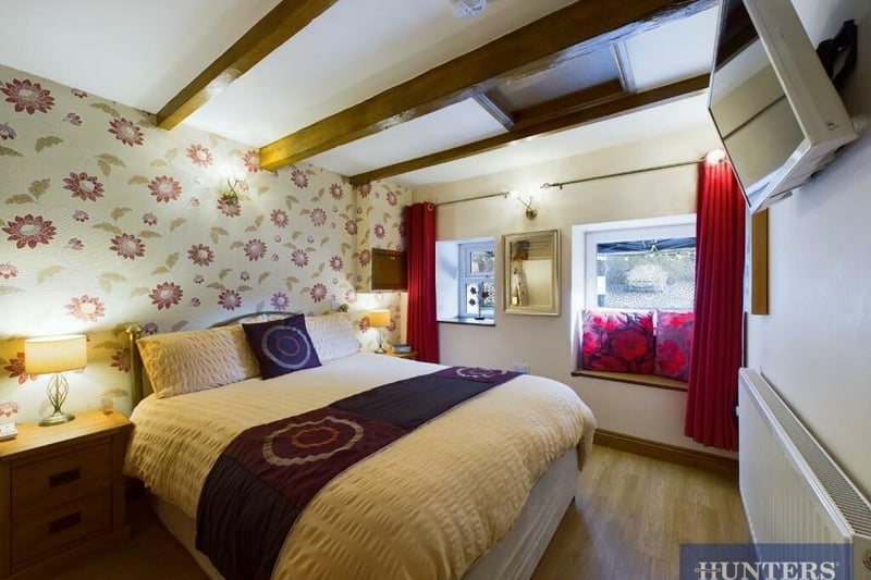The double bedroom in the holiday cottage.