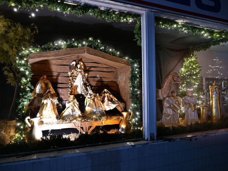 The Boyes Christmas windows looking lovely.