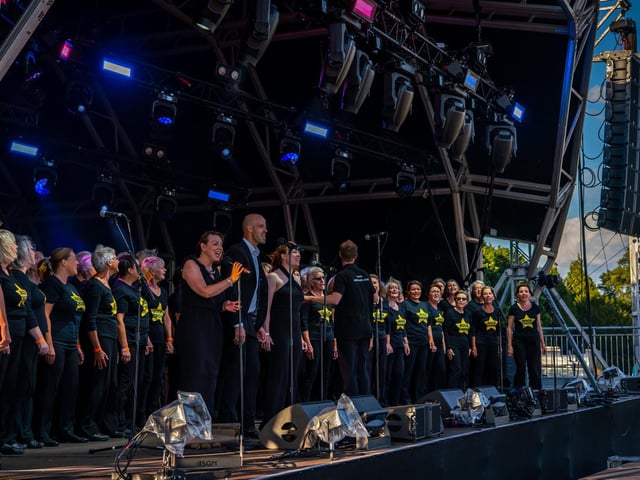 The Rock Choir warmed the crowds up before Castle Howard Proms and ABBA Symphonic.
