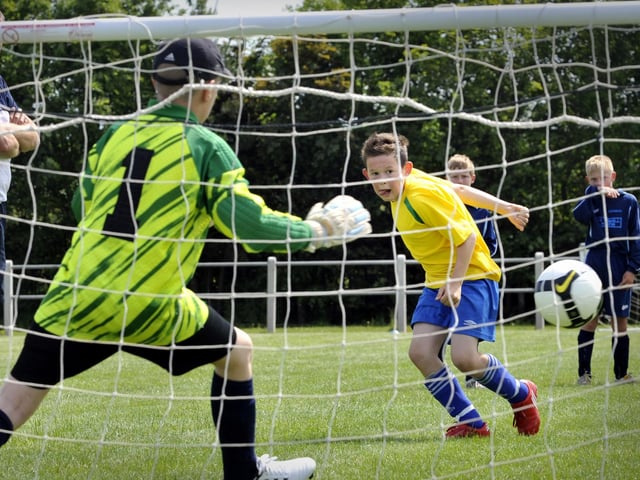 Junior schools mini World Cup tournament, at Pindar Leisure Centre - Gladstone Road Juniors reach the semi-finals after penalties.
picture by Andrew Higgins, 102578jj