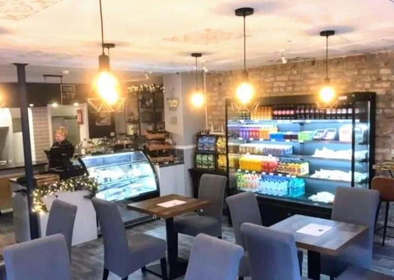 Restaurant/cafe for sale on the Promenade in Bridlington. Currently listed for sale with Silk Letting Ltd for £50,000 Leasehold