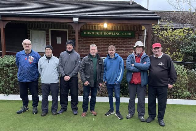 Borough President Steve Taylor (centre) presenting the prizes at the club's Winter Merit