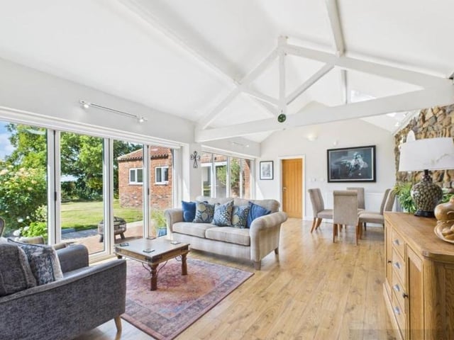 An alternative view of the open plan living space.