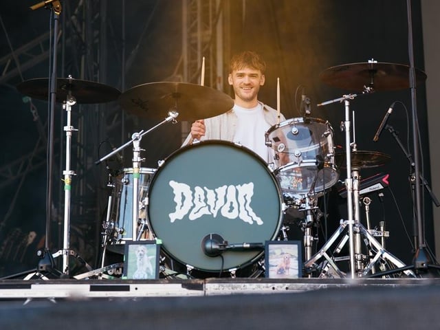 Warm-up act Devon performing on Saturday night. photo: Cuffe & Taylor