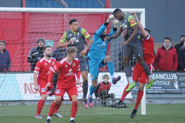 Bridlington Town defend a Grantham Town corner in the 0-0 draw in the NPL Division East
