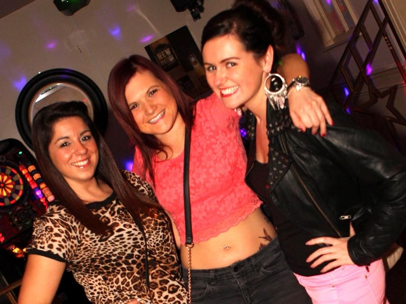 Maria, Leanne and Lauren looking fabulous in Red Square