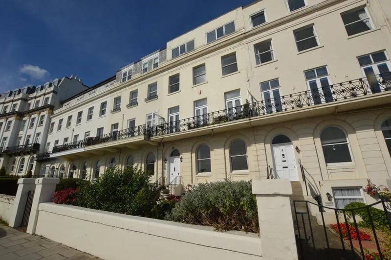 This two bedroom and two bathroom flat is for sale with Tipple Underwood for £250,000