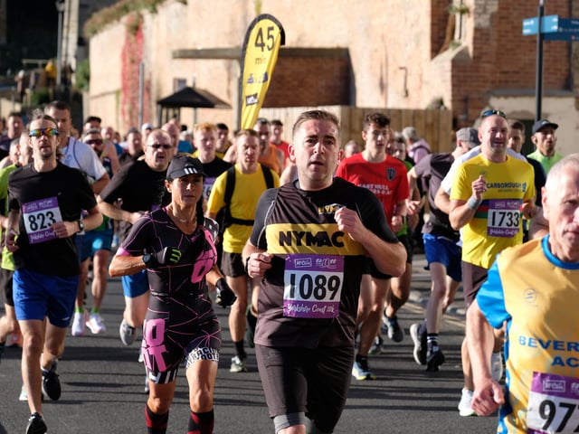 North York Moors AC's Christopher Ward (no 1089) at the Scarborough 10k