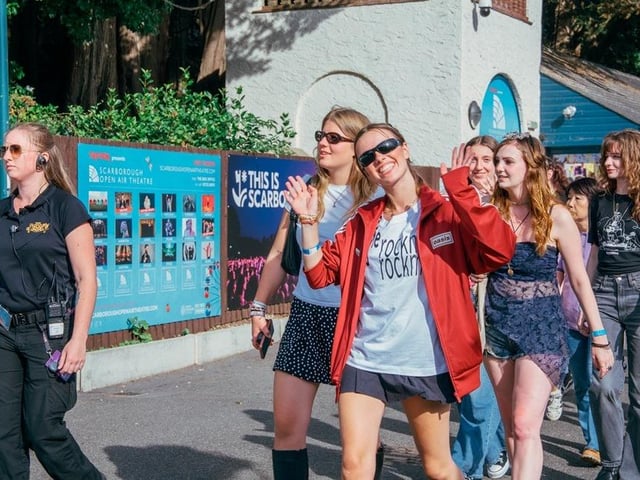 Fans arriving at the OAT venue. photo: Cuffe & Taylor