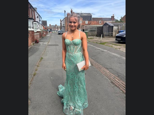 Lexi McCaw looking stunning!