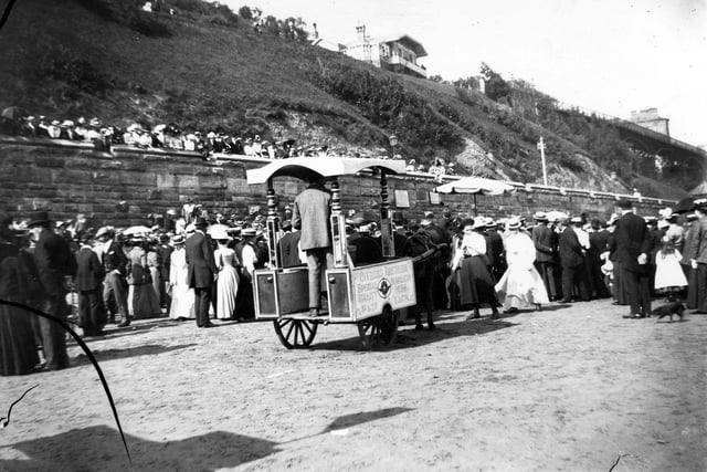 The Citrono Brothers Neapolitan ice cream cart in Scarborough, from the Edwardian period. Ices were one penny or two pennies each.