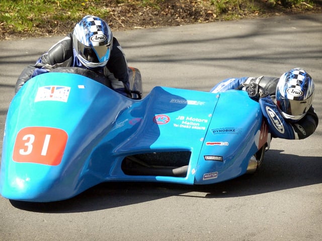 Norton sidecar duo Nicholas Dukes and Mike Aylott in 2009.