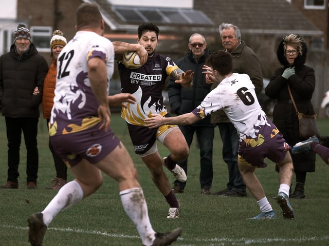 The Old Boys make their move against the current Pirates team.