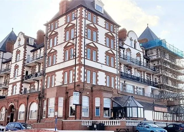 This two bedroom and one bathroom flat is for sale with Bridgfords Estate Agents with a guide price of £225,000.