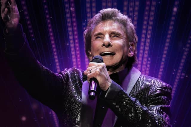 Barry Manilow is returning to UK for a new arena tour
