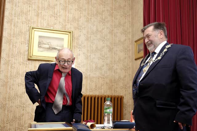 Honorary Alderman David Billing (left) after the presentation of his badge of office and certificate by Mayor of the Borough of Scarborough - Councillor Eric Broadbent (right) in civic parlour, Town Hall, Scarborough.
Picture credit: Richard Ponter Photography / Scarborough Borough Council.