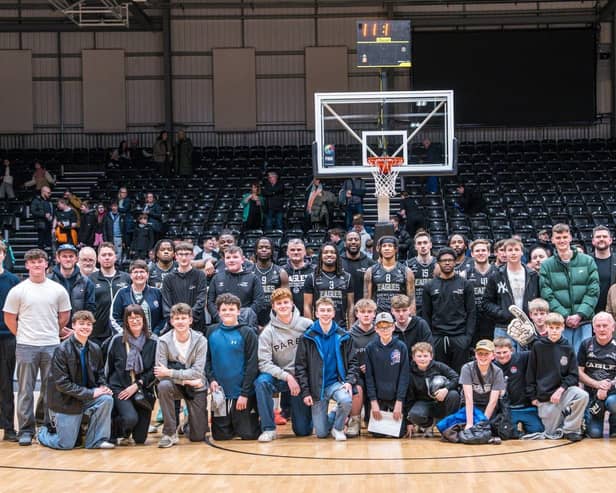 Whitby Jets Basketball Club players meet Newcsatle Eagles players.