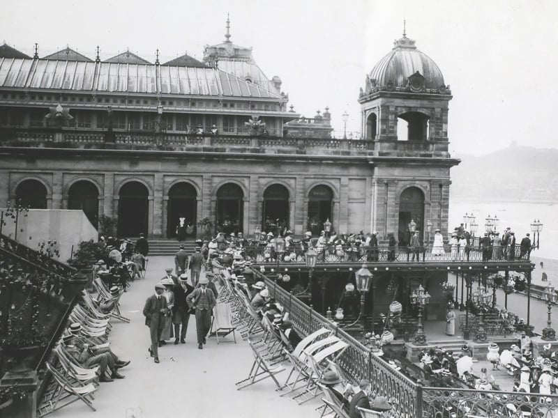 Circa 1913; Holiday crowds at the Spa, Scarborough. (Photo by Hulton Archive/Getty Images)