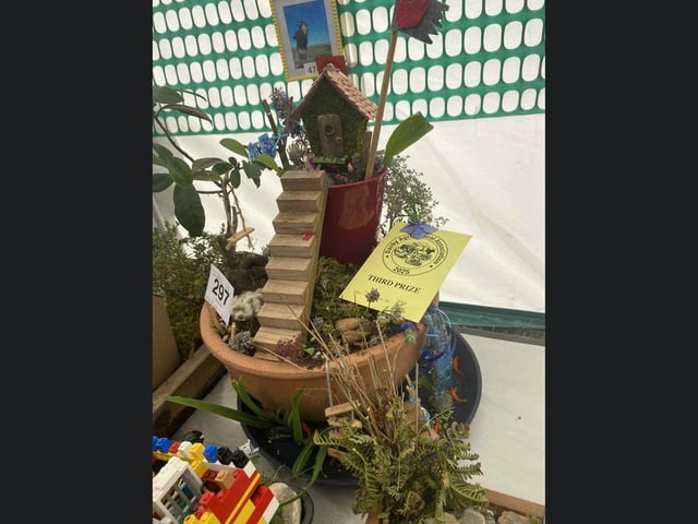 Miniature garden