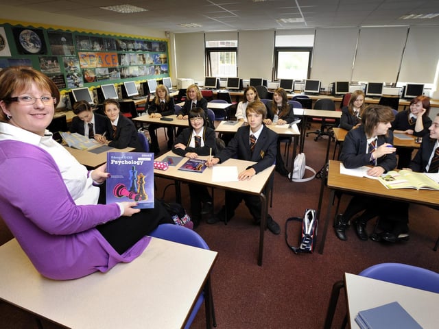 Teacher Michelle Wormald (front) with her after school class GCSE Psychology pupils at Graham School, believed to be the first time a Scarborough school has taught the subject. Pictured are students (not L-R) Michelle Adamson, Rosie Roberts, Lily Woollons, Nicole Chapman, Angie Bell, Olivia Burlinson, Luke Kay, Rhianna Wood, Kate Gledhill, Emily Painter, Alex Correia and Jess Sanderson. 103824c