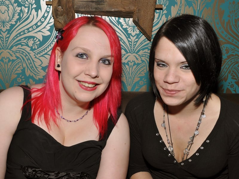 Kim and Shona taste the music in Blue Lounge