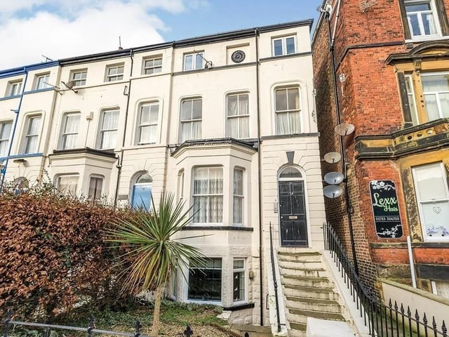 One bedroom flat - price £40,000
