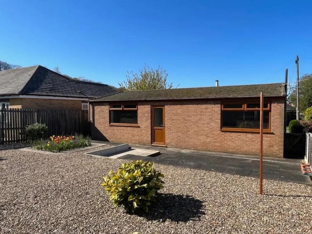 This two bedroom, one bathroom bungalow is for sale with Reeds Rains for £175,000.
