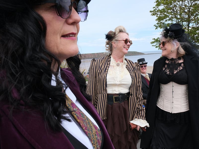 The event was packed with people wearing incredible and eye-catching costumes.