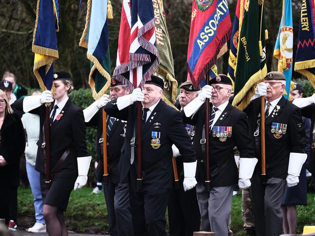 Standard bearers head to the Memorial at Oliver's Mount