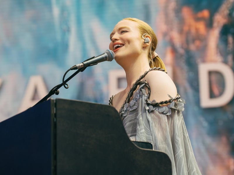 Support act Freya Ridings performs at Scarborough OAT. picture: Cuffe & Taylor