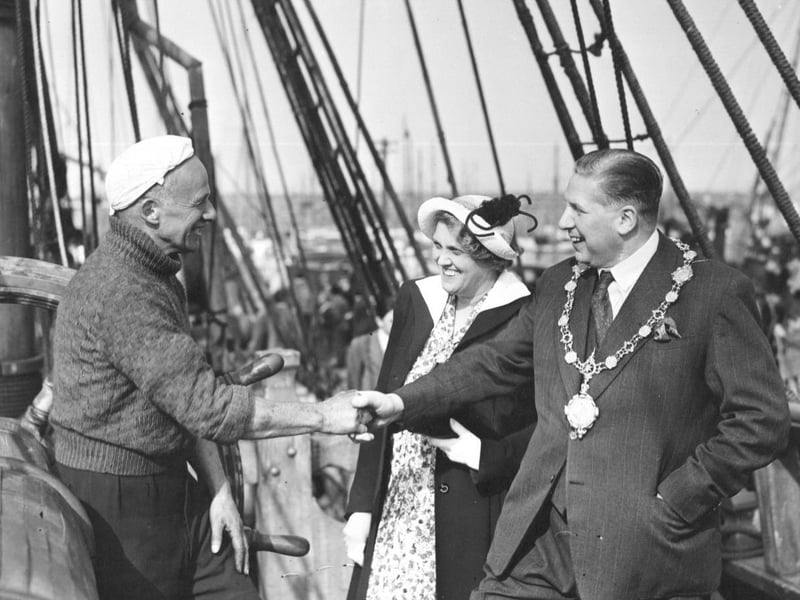 The Hispaniola arriving at the harbour in 1950.