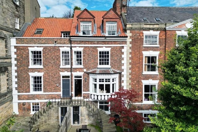 This six bedroom and two bathroom town house is for sale with Hope & Braim Estate Agents with a guide price of £475,000
