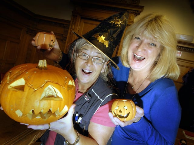 Halloween Fair at the Town Hall - Bonnie Purchon(L) and Lynne Bastiman, with the pumpkin lanterns. 074316f photo: Andrew Higgins