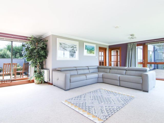 The main house is arranged over two floors, with the reception areas on the upper and bedrooms on the lower, so as to take advantage of the glorious views from the balcony.