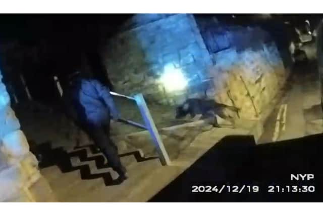 PD Vichy hunts for evidence