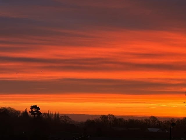 This sky looks like a watercolour painting.