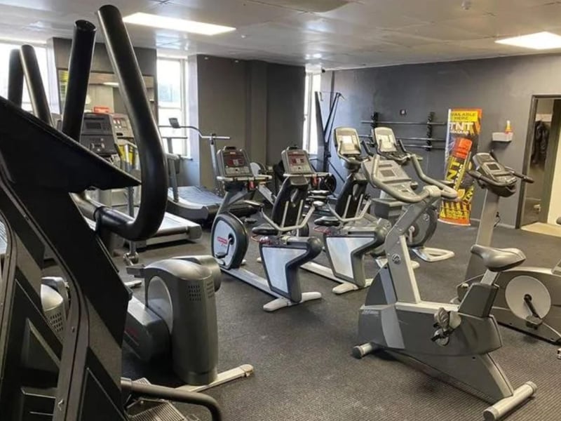 There is a full range of cardiovascular equipment including treadmills, cross trainers, upright bikes, recumbent bikes and rowing machines. Also a fully equipped functional area available for use away from the gym floor.