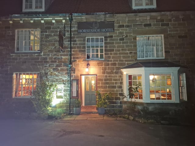 Secluded unspoilt 18th-century gem nestled in a horseshoe-shaped hollow.
Four handpumps feature some interesting beers.
An outdoor bar with two extra handpulls opens during summer.