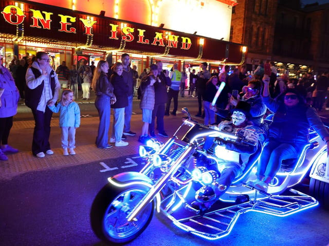 The bikes make for a fantastic spectacle. photo: Richard Ponter