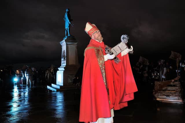 Krampus Run readings on West Cliff.
picture: Richard Ponter