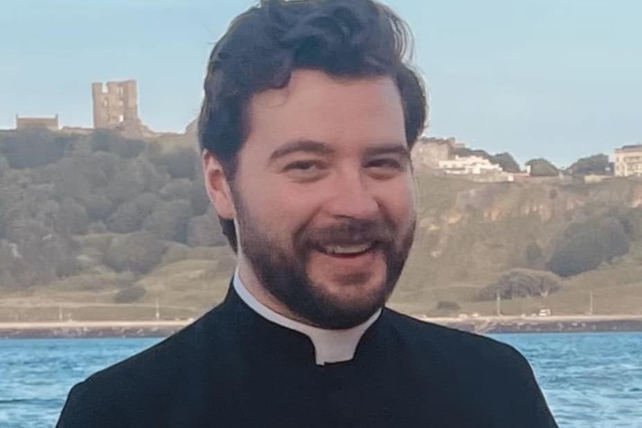 Vicar of South Cliff in Scarborough presents walking architectural tour of ...