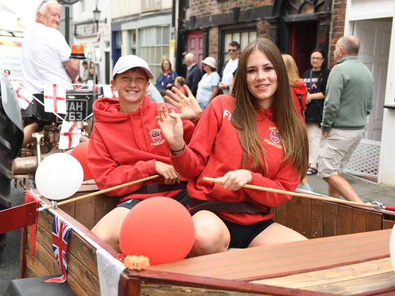 Rowers in the parade. photo: Gerard Binks