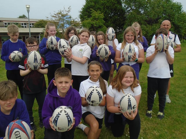 Barrowcliff School year six leavers.