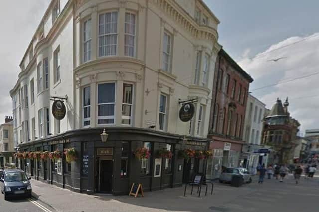 Dickens Bar, Scarborough.