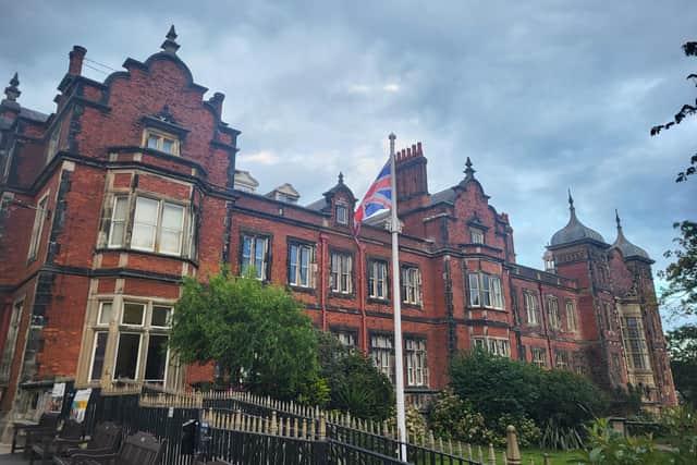 Scarborough Town Hall. photo: Anttoni Numminen, LDRS
