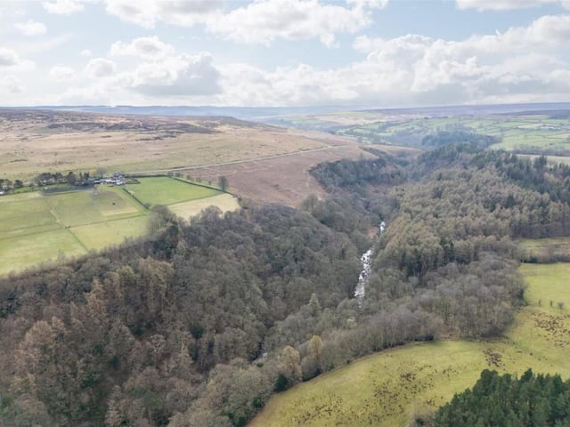 An overview of the glorious scenery surrounding the property.